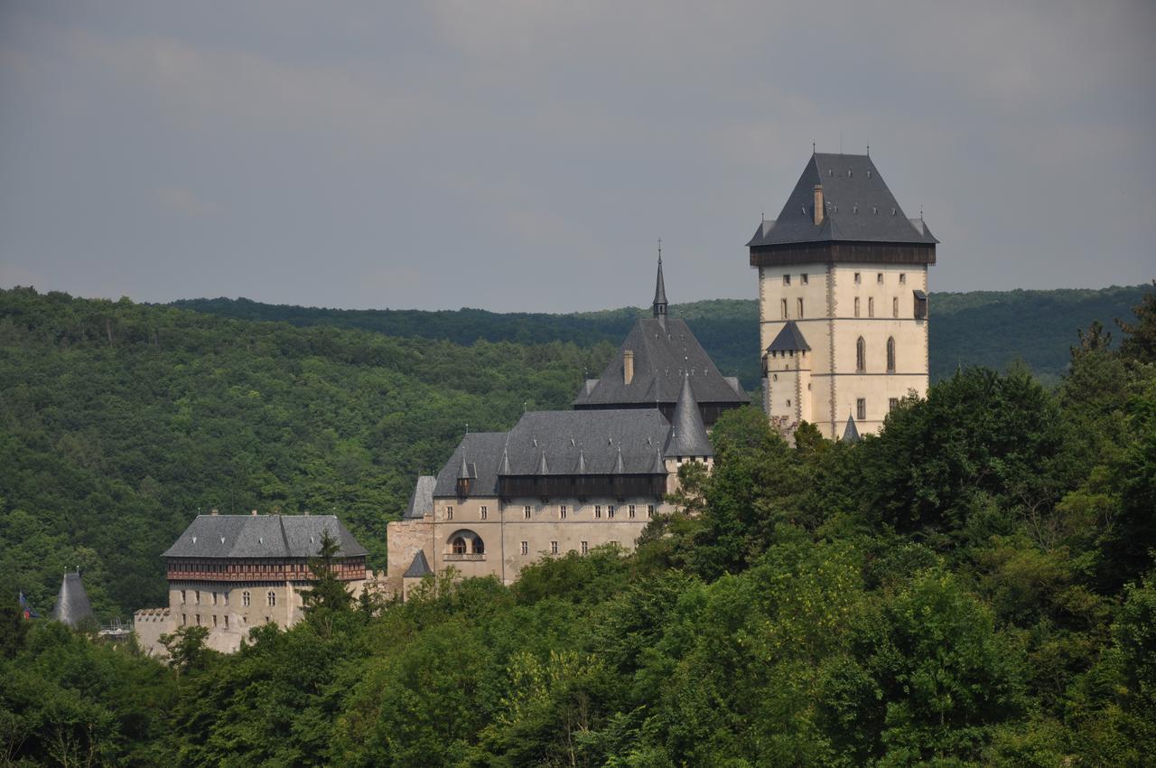 Penzion Karlštejn Exteriör bild